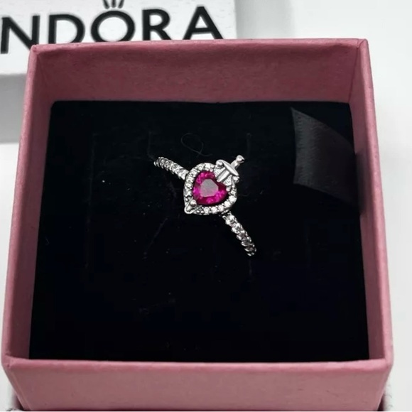 Pandora Disney Villains Evil Queen Ring size 8 , brand new no box - Picture 3 of 3